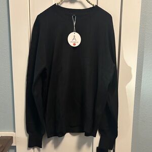 Amazon Essentials Men's Black Crewneck Sweater